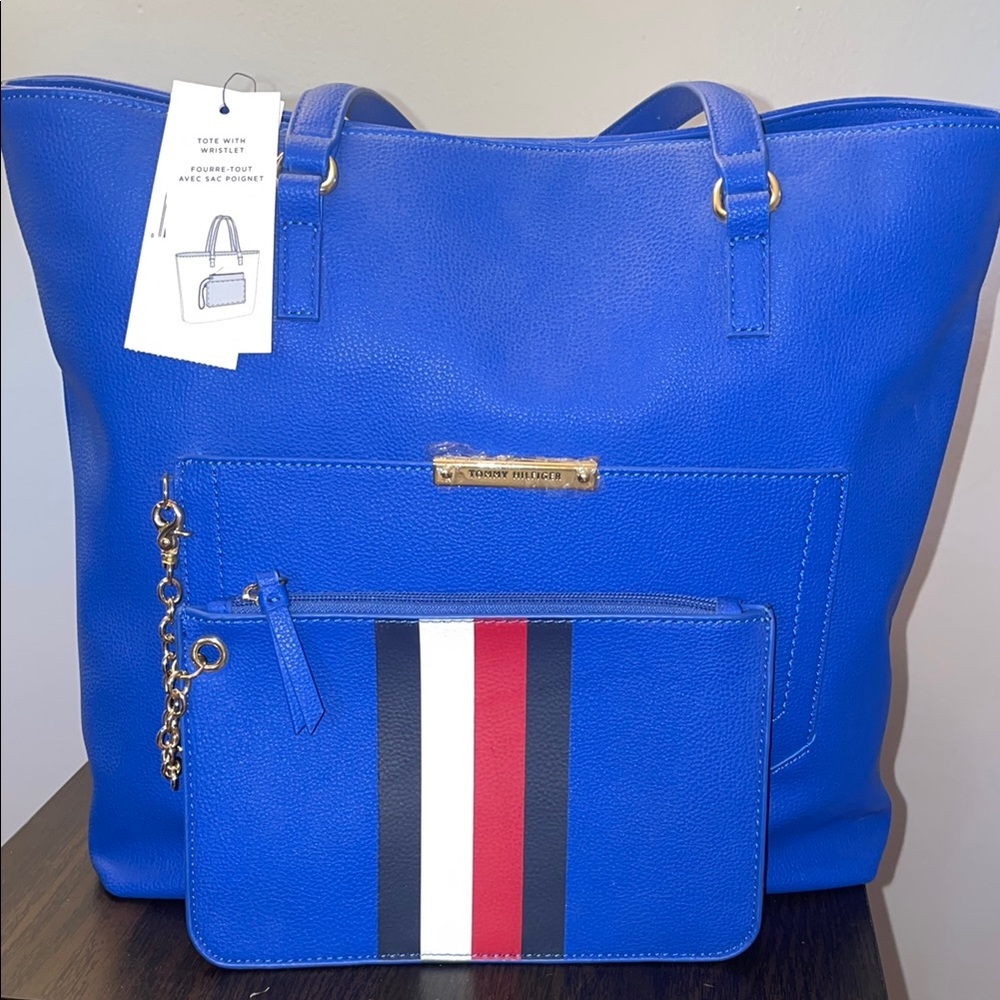 Elegant Blue Tommy Hilfiger Tote Bag with Wristlet